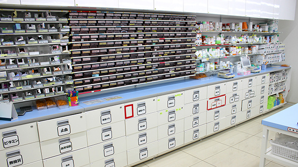 スギ薬局 高浜店