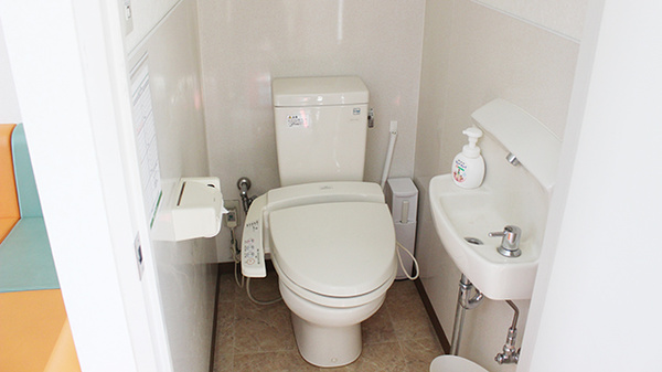 南山堂薬局 幕張西店