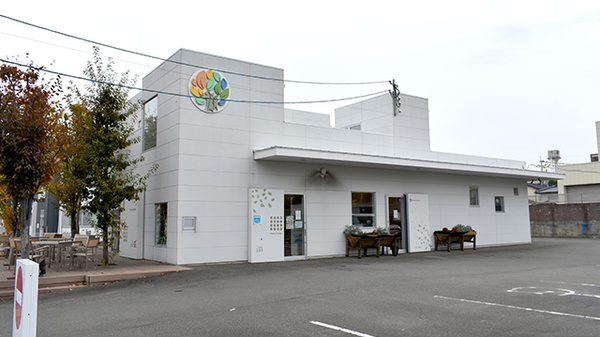 ペリカン薬局ファミリーガーデン大野城店