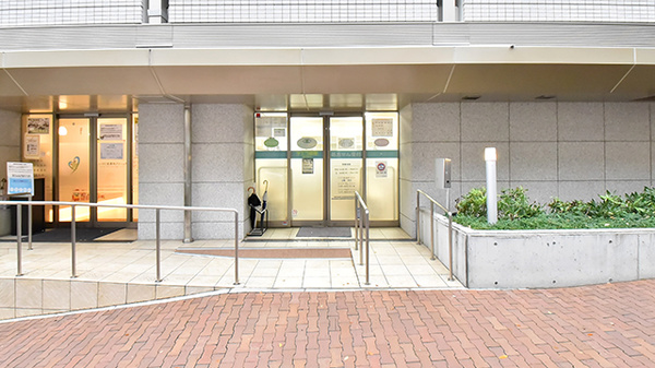 サエラ薬局 東戸塚店